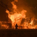 public://uploads/photos/191222112246-01-aus-fire-1221-exlarge-169.jpg