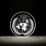 public://uploads/photos/steklyannyy-disk-mozhet-hranit-360-tb-fotografy_3-300x298.jpg