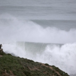 public://uploads/photos/surf-nazare-5_2716672k.jpg