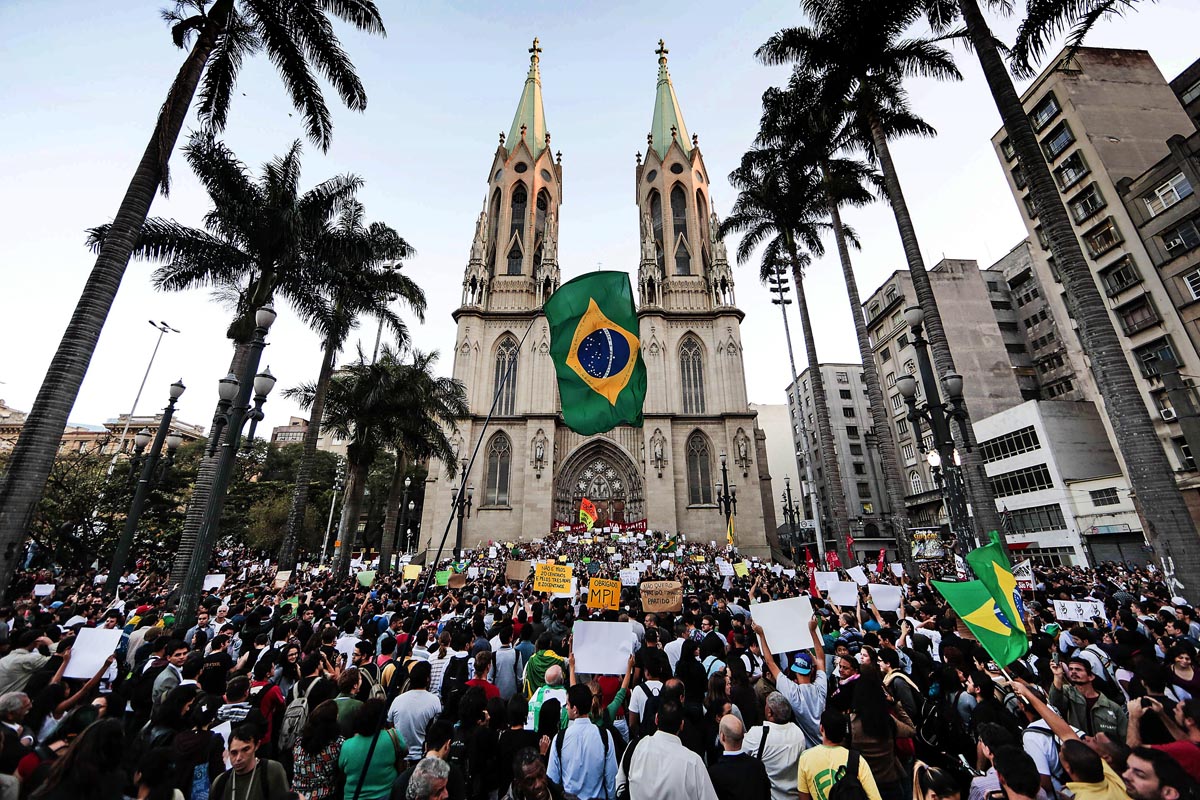 Бразилия религия