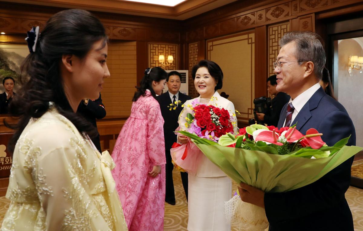 Жена президента южной кореи фото