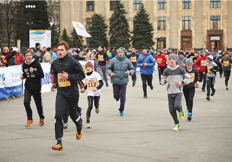 Забег студентов. Фотография марафона студентов. E participation in Kharkiv.